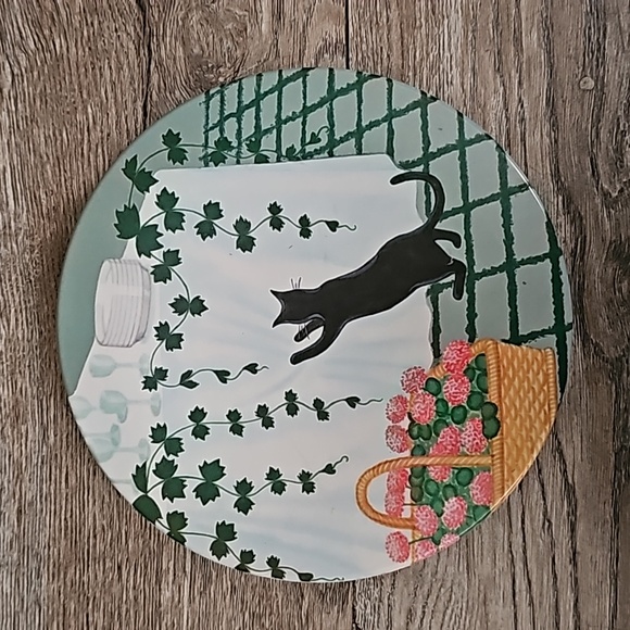 Decor Plate Black Cat flower print Italian design footed melamine 🇮🇹 b33 - Picture 2 of 5